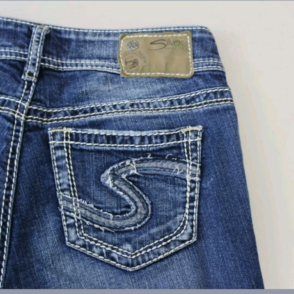 WOMENS SILVER SUKI JEANS SIZE 26X32 W26/L32